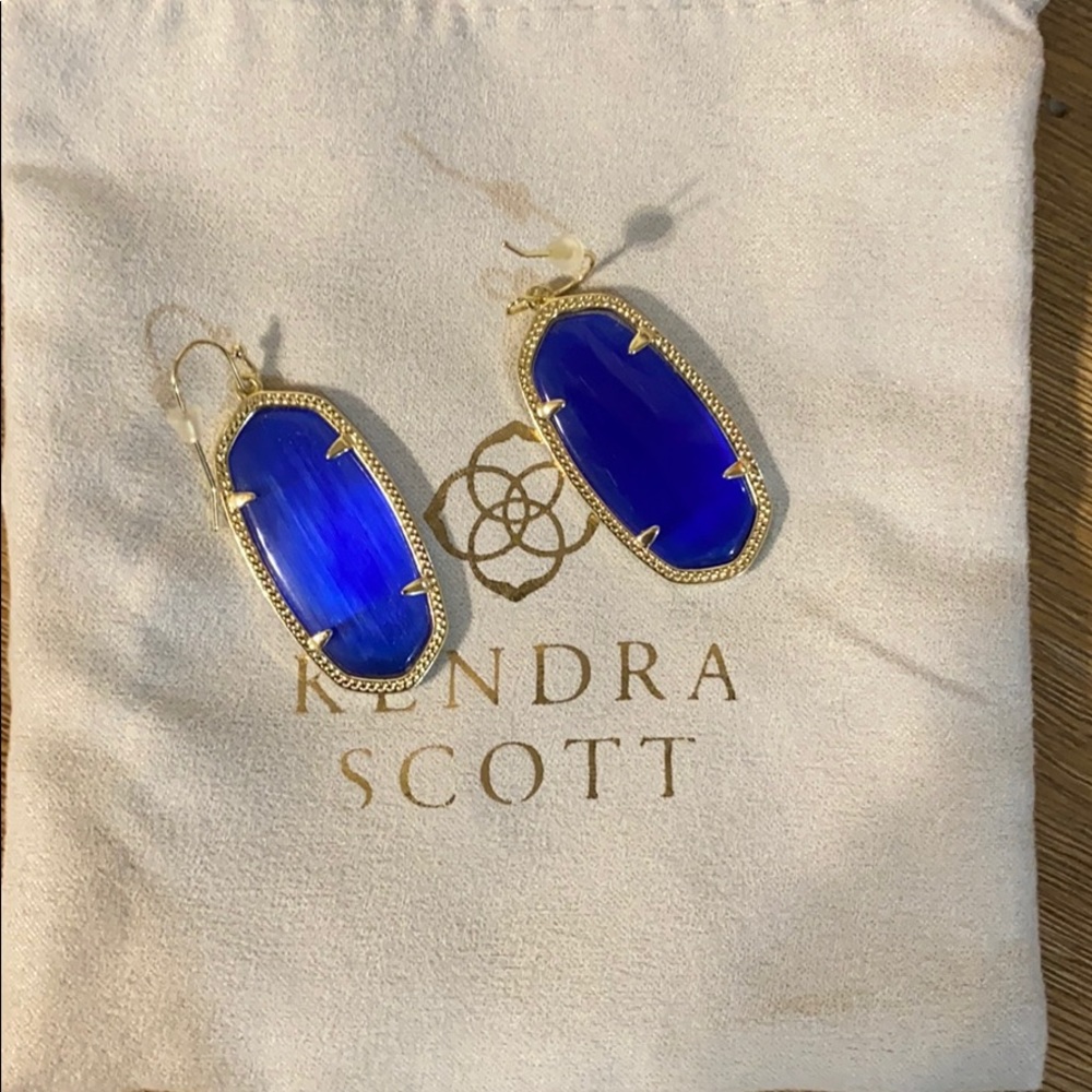Blue Kendra Scott Eartings